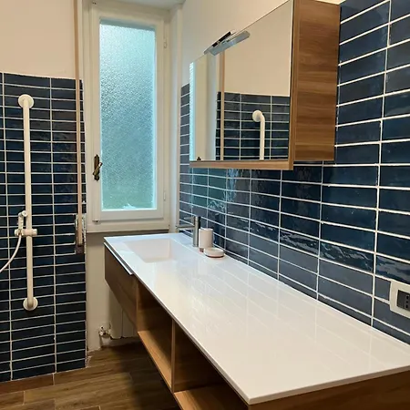 Panorama Apartment *