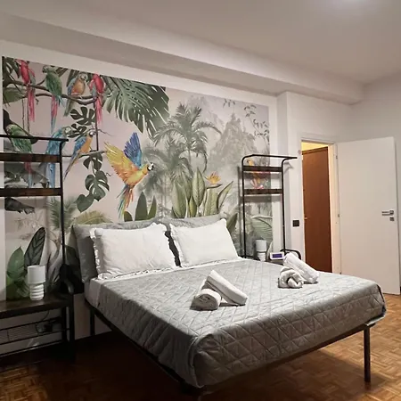 Panorama Apartment *