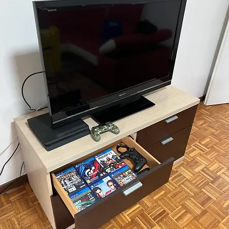 Panorama Apartment *